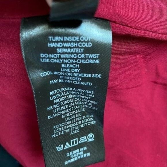 Anthropologie Roxanna Velvet Mini Skirt in Burgundy Size 4 NWOT - Picture 9 of 9